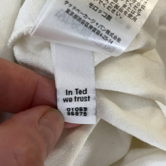 Ted Baker Anissa Aplique Flower Short Sleeve Detail Top Blouse Off White 3 US 8 - Picture 8 of 8